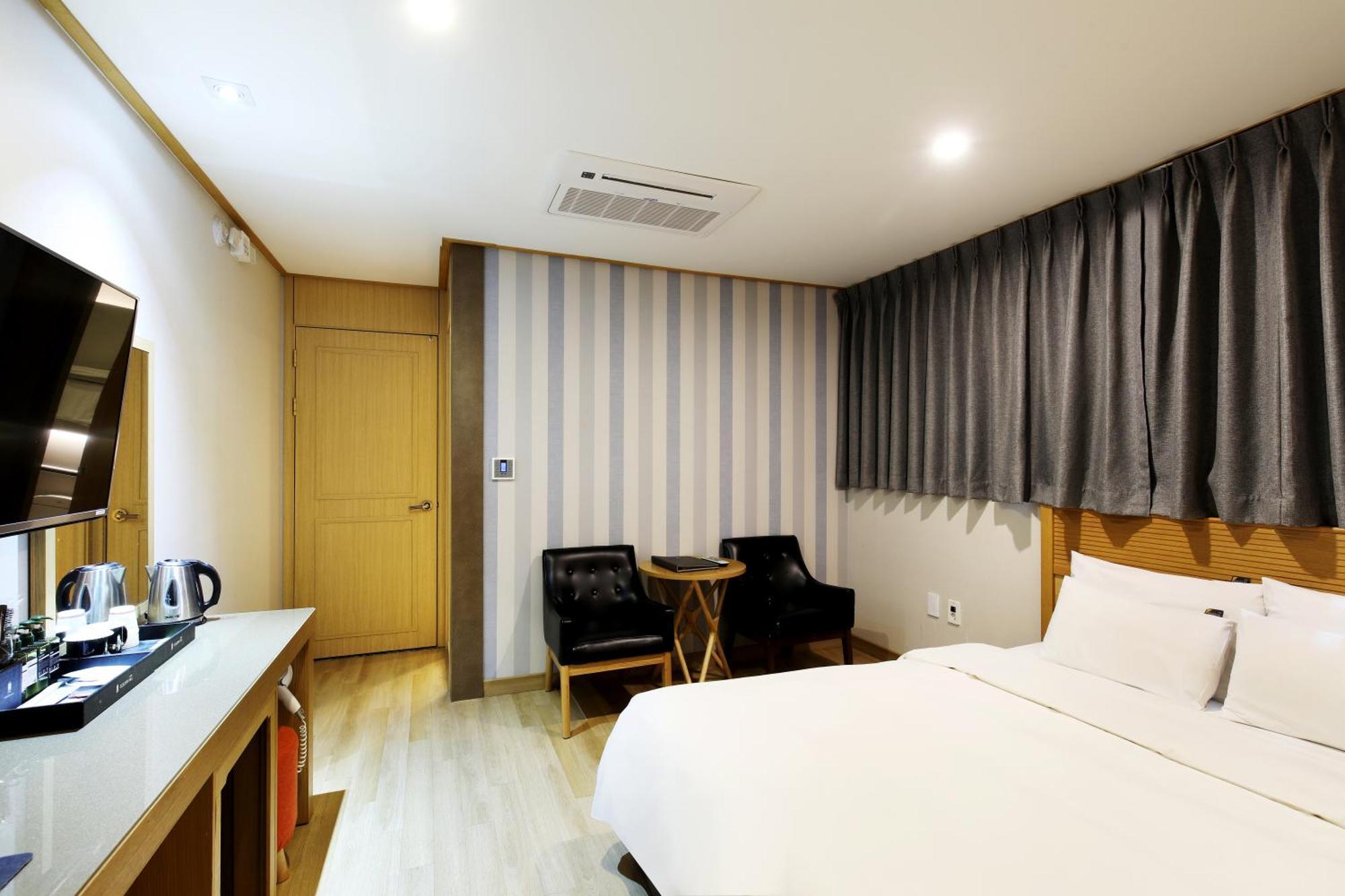 Отель Paju Golden Hill Экстерьер фото