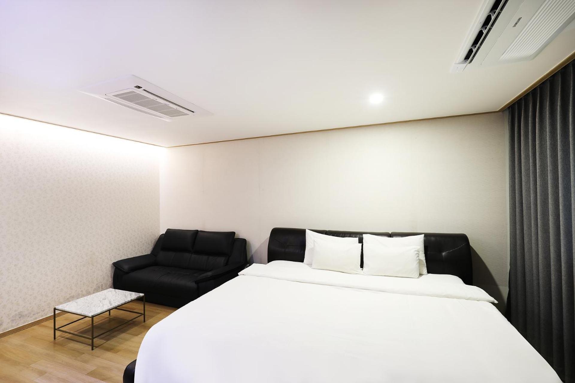 Отель Paju Golden Hill Экстерьер фото